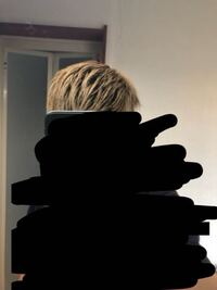 白い髪にするには 画像のホワイトニングローションを使うべきですか Yahoo 知恵袋