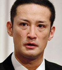 ｔｏｋｉｏ記者会見松岡さんの顔と首の色が違いますが 顔に何かを塗って Yahoo 知恵袋