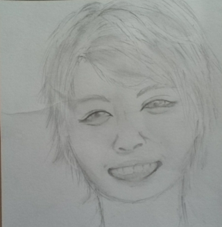 中2女子です 美術の時間に描いている鉛筆画なんですけど 誰を描いてい Yahoo 知恵袋