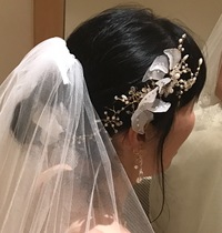 結婚式のﾍｱﾒｲｸﾘﾊｰｻﾙをしたのですが髪型に納得いかないです Yahoo 知恵袋