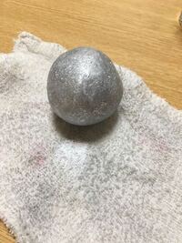 弟の自由研究 工作 でアルミホイルの玉を作っています どれだけ Yahoo 知恵袋