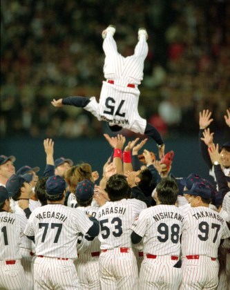 背番号75と言えば誰をイメージしますか 21世紀初の日本一監督の若松 Yahoo 知恵袋