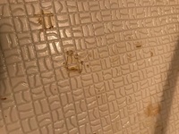 サンポールと混ぜてはいけないものを教えてください お風呂の床の黒ずみをサン Yahoo 知恵袋