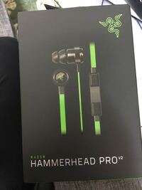 先日レーザーのイヤホンマイクhammerheadprov2を購入し さっそく使 Yahoo 知恵袋