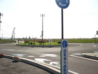 標識 交差点 信号機の下とか にあった地名などの看板 が最近なくなって Yahoo 知恵袋