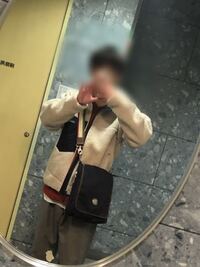 写真あり ショルダーバックの位置はどのへんにつけたらオシャレか教え Yahoo 知恵袋