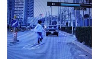 サイドミラーが歩行者にあたったのにそのまま行ってしまいました 細い路地 Yahoo 知恵袋