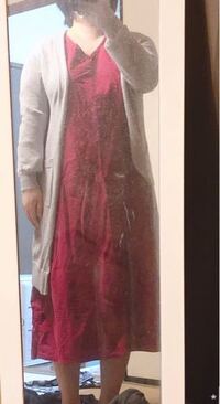 コーディネートのアドバイスお願いします エンジ色のワンピースに Yahoo 知恵袋