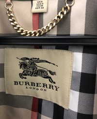 このBurberryのコートは偽物でしょうか？ - 古着屋で3万円程で 