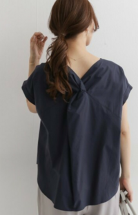 小5年生の時から 背中の後ろ 真後ろ で人が話してる声や大きな声 Yahoo 知恵袋