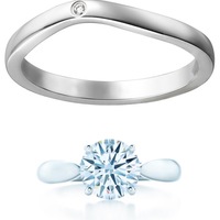 画像のカルティエのバレリーナ 結婚指輪 は他のブランドの婚約指輪と重 Yahoo 知恵袋