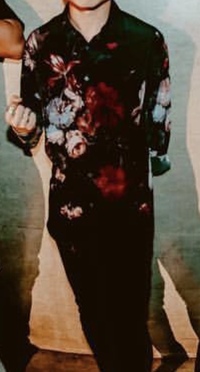 メンズ花柄シャツのブランドについて画像のようなメンズ服のブランドを知 Yahoo 知恵袋