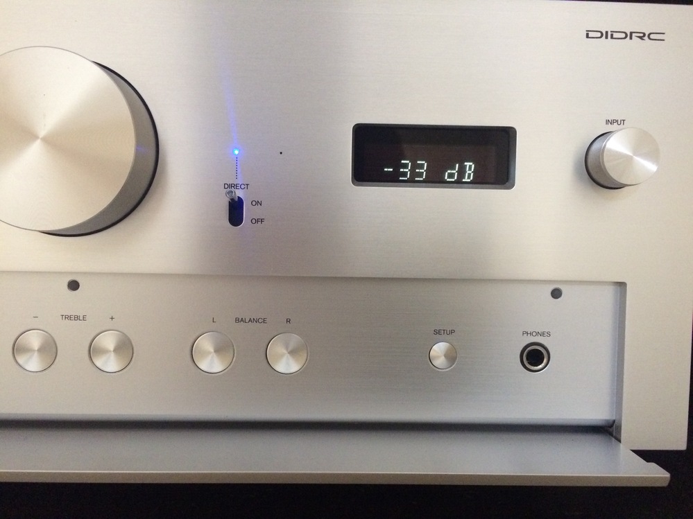 音量つまみについて。現在、ONKYOのプリメインアンプA-9000Rを4年近く