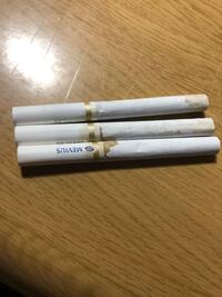 タバコがいつの間にかこんな茶色いシミがありました 教えて 住まいの先生 Yahoo 不動産