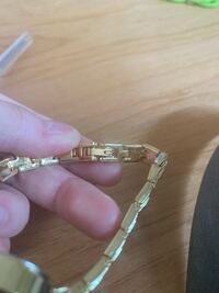 腕時計がはずれません 至急お願いします 腕時計のはずし方がわかりません Yahoo 知恵袋