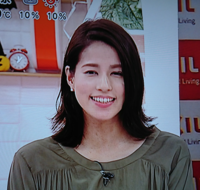 永島優美アナの笑顔 今日も素敵でしたか どうでしょうか 白い歯を出した口元が Yahoo 知恵袋