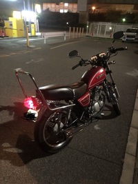 Gn1252fロングのタンデムバーに悩んでいますペケジェ400のタンデムバーを Yahoo 知恵袋