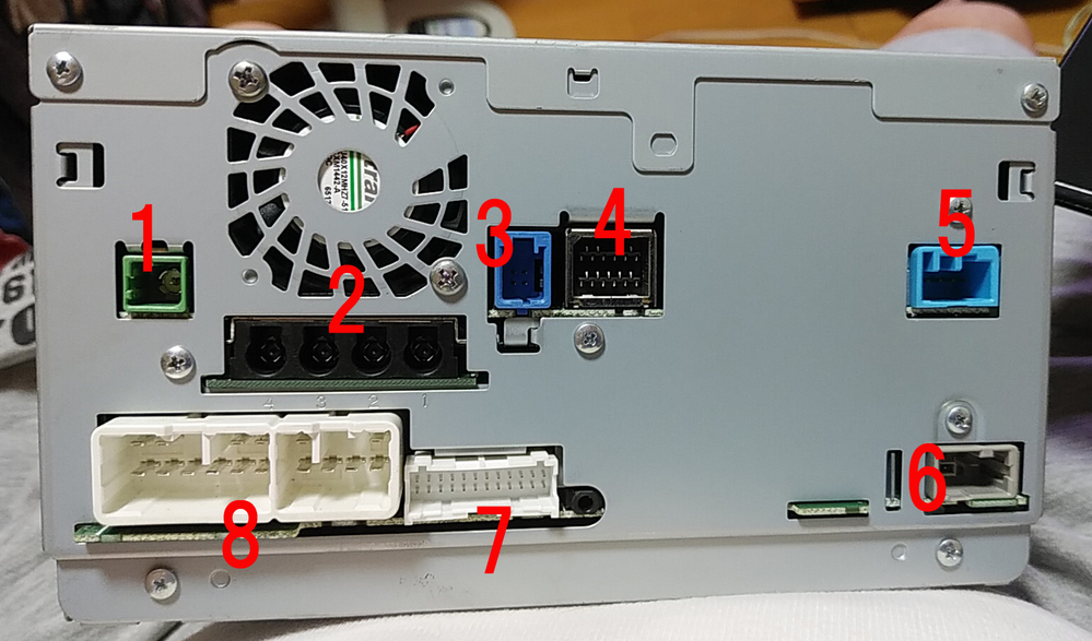 ダイハツ純正ナビNSZP-W66の裏側の各カプラーの役割がわかる方教
