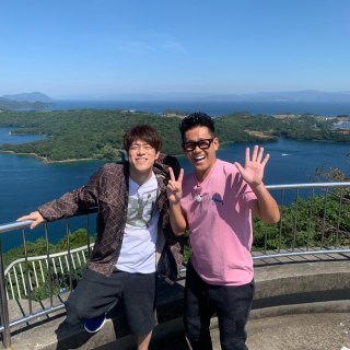 この時に宮川大輔が着てた服のブランドわかりますか これですかね Nike Yahoo 知恵袋