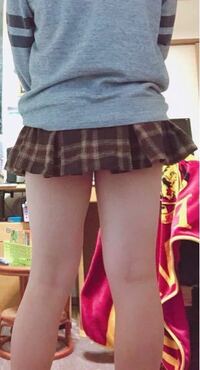 スカートの丈短い制服 ビッチ