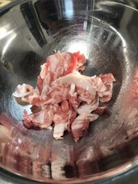 揚げ物してたら油が泡だらけになりました 油は二度目とかではなく全部新しい油 Yahoo 知恵袋