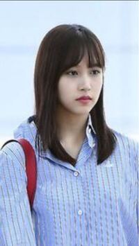 Twiceのミナのような髪型にしたいです 高1男子です 髪は伸ばしてる感 Yahoo 知恵袋