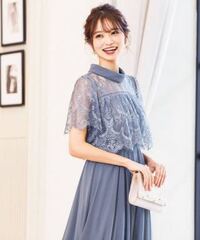 成人式って振袖じゃなくて地味目のパーティードレスみたいな服装で行くの Yahoo 知恵袋