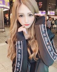 インスタグラムの さーぽん さんと 白石麻衣はどちらが可愛い もしく Yahoo 知恵袋