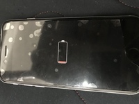 Iphoneが電池切れになった後充電しても起動しない 対処法教えてくださ Yahoo 知恵袋