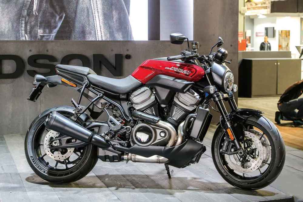 もう二度とツインサスのバイクて現れないのですか