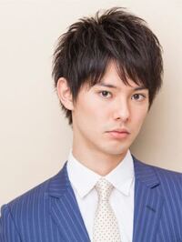 就活中の男の髪型について 就活中の髪型は立たせたら駄目だと言われますが 前髪と Yahoo 知恵袋