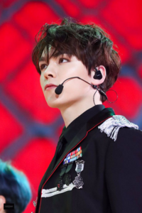 これはいつのでしょうか セブチseventeenバーノンボノニハンソル Yahoo 知恵袋