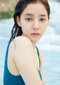 新木優子は よく見ると あれ って感じませんか 魚みたいな顔で 雰囲気美人で Yahoo 知恵袋