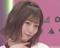 日向坂46の東村芽依ちゃんのこの髪型のウェーブはストレートアイロン Yahoo 知恵袋
