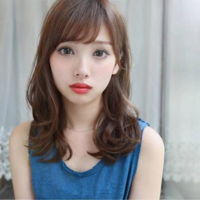 美容室に行って前髪の三角形を一回り小さくして前髪を薄くしたい Yahoo 知恵袋