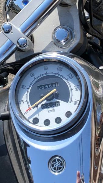 ﾄﾞﾗｯｸﾞｽﾀｰ250に乗りたいと思っています燃料計って取り付けられますか