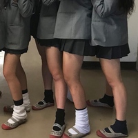 生まれ変わったらjkの上履きになりたいなんておかしいですか 毎日雑に履かれて Yahoo 知恵袋