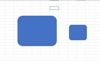 Excelの四角形の曲線について質問です。

添付した画像の左右の四角形の様にサイズが違う物で、曲線（角）を微調整して、
同じくらいの曲線にする事は出来ますか？ 四角形をクリックして、さらに右クリック。
そして「頂点の編集」でマウスを動かして調整しようとしても見栄えが悪くなってしまいます。
綺麗に作成する方法がありましたら、回答よろしくお願いします。
※Office 16のExc...