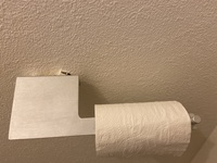 賃貸です トイレットペーパーホルダー が外れてしまいます ネジ穴もバ Yahoo 知恵袋