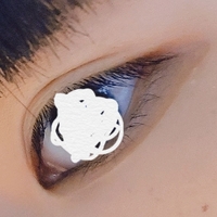 横から見たら平行二重に見えますよね なのになんで前からみたら末広にしか見えない Yahoo 知恵袋