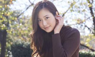 Yahoo!知恵袋オドレらにワシ堺東の松田のムネ公から質問な!
ペアーズのモデルのこの美しいお方の名前を教えてくれるけ?