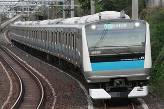 E233系が 211系に変わって 両毛線含めて 各方面に移動するとの Yahoo 知恵袋