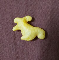 ベジタブルおっとっとコンソメ味 ポケモン形を含む で出ました この形 Yahoo 知恵袋