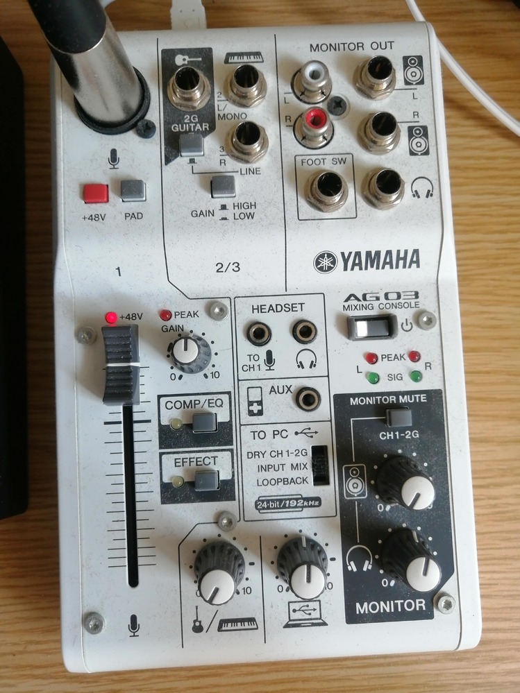 AG03の入力が小さいです。AG03の入力音量が小さいため困ってい AG03の入力が小さいです。AG03の入力音量が小さいため困ってい