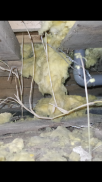 これ ロックウールですか それともアスベストが含まれている可能性ありますか 古い 教えて 住まいの先生 Yahoo 不動産