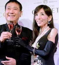 誰とも再婚しないでね、と言い残してなくなった川島なお美の旦那さんは、今誰とも結婚していないんですか？どうなっちゃったんですか？ 