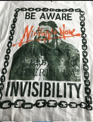 Blackweirdosのtシャツなのですが この人物は誰でしょうか Yahoo 知恵袋