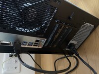 久しぶりにps4を起動したら画面がつきません 白ランプ点灯しますし Yahoo 知恵袋