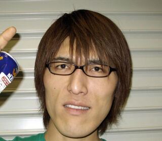 顔の大きい人が質問 顔が大きくて 顎のエラがゴツゴツの人は襟足 Yahoo 知恵袋