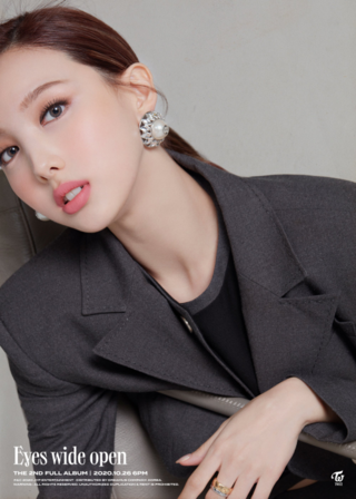 Twiceナヨンは鼻を整形してると思いますか している気がします まあ Yahoo 知恵袋